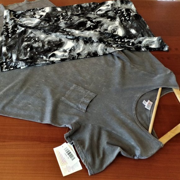 LULAROE! S/M- SAVANNAH KAFTAN & M- CARLY DRESS - Picture 2 of 8